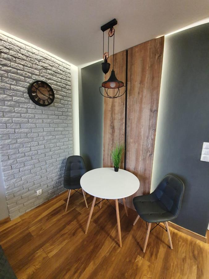 Nowe Apartamenty Ilawa Odnowiciela Z Klimatyzacja المظهر الخارجي الصورة